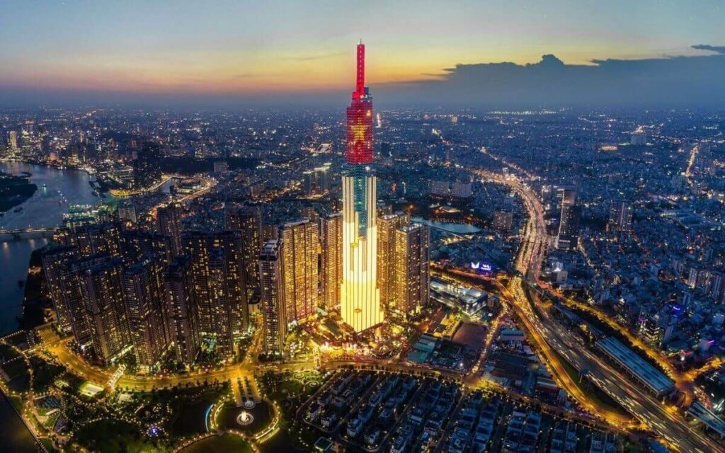 Toàn cảnh Landmark 81 - Biểu tượng phát triển kinh tế TP.HCM quý 3 năm 2024